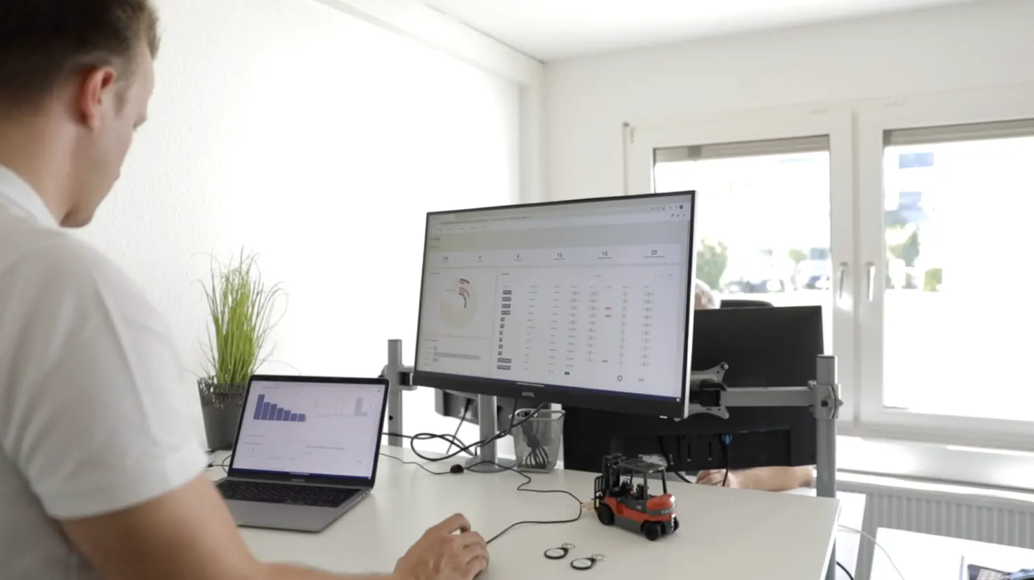 man using computer by ForkOn GmbH